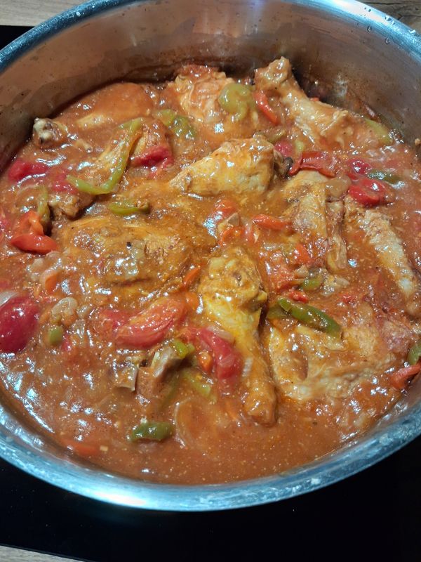 Poulet basquaise