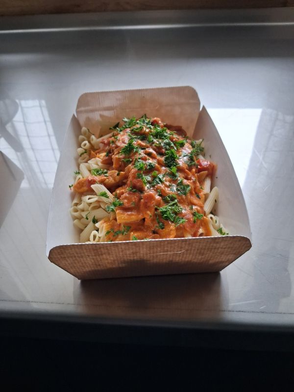 Poulet Tikka masala + Petits pennes